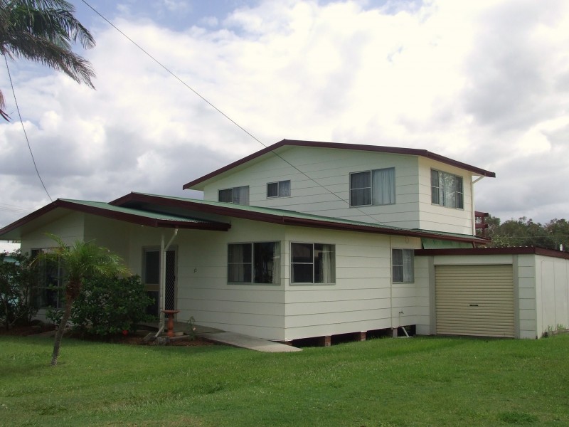 13 FORD STREET, Red Rock NSW 2456