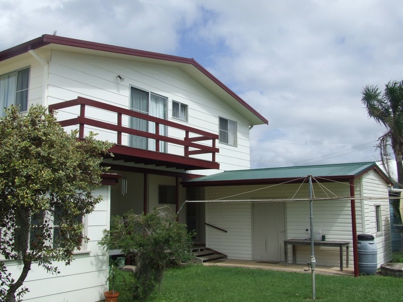 13 FORD STREET, Red Rock NSW 2456