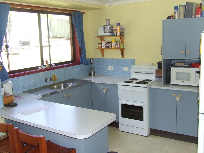 2 Crabbe Street, Woolgoolga NSW 2456