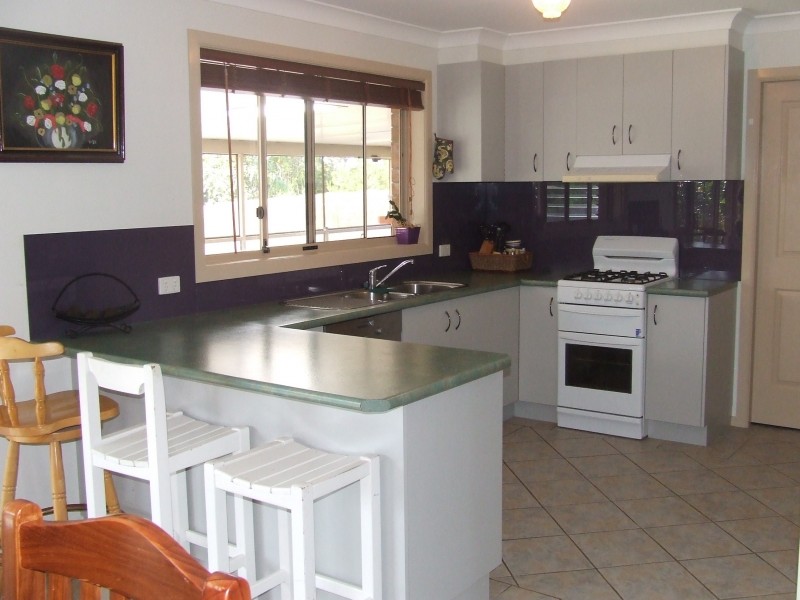 4 Vista Close, Woolgoolga NSW 2456