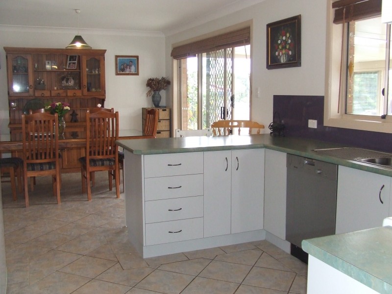 4 Vista Close, Woolgoolga NSW 2456