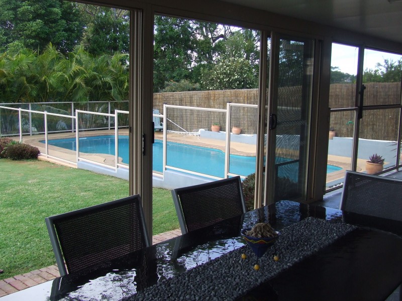 4 Vista Close, Woolgoolga NSW 2456