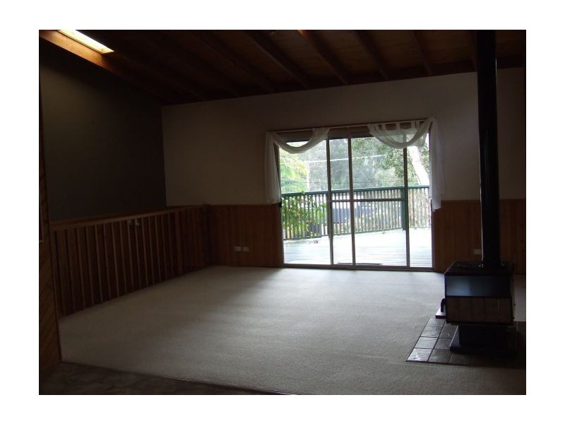 9 Redbox Crescent, Sandy Beach NSW 2456