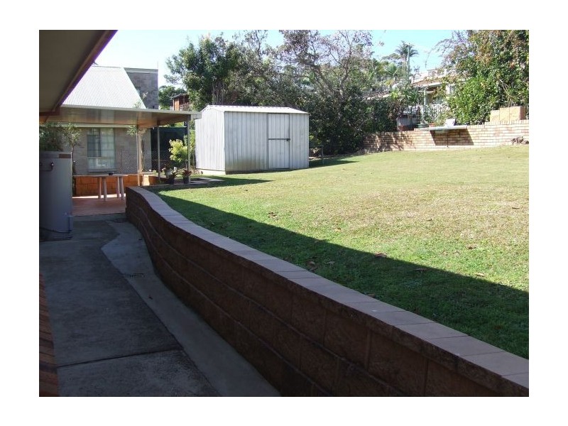 14 Crabbe St, Woolgoolga NSW 2456