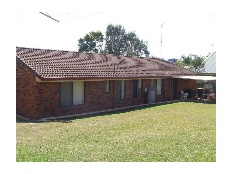 14 Crabbe St, Woolgoolga NSW 2456