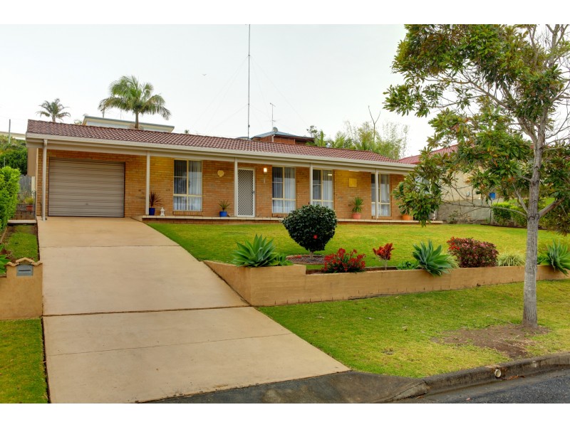 6 Crabbe Street, Woolgoolga NSW 2456