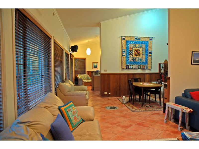 10 St Andrews Drive, Woolgoolga NSW 2456