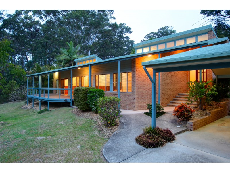 10 St Andrews Drive, Woolgoolga NSW 2456