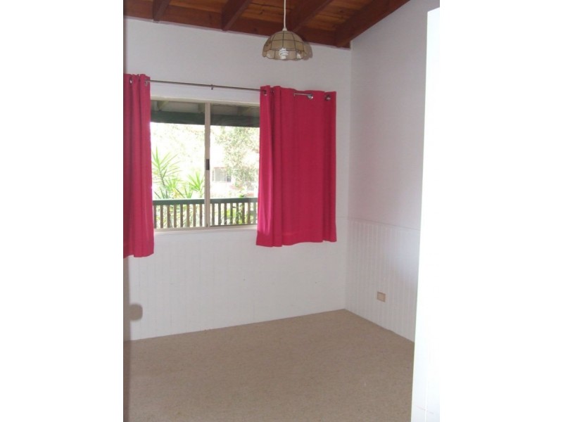 9 Redbox Crescent, Sandy Beach NSW 2456