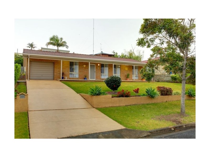 6 Crabbe Street, Woolgoolga NSW 2456