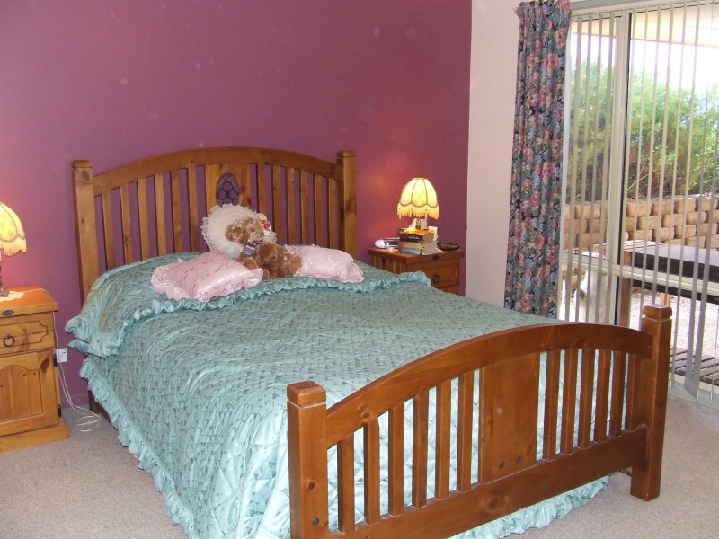 2 Ryan Cr, Woolgoolga NSW 2456