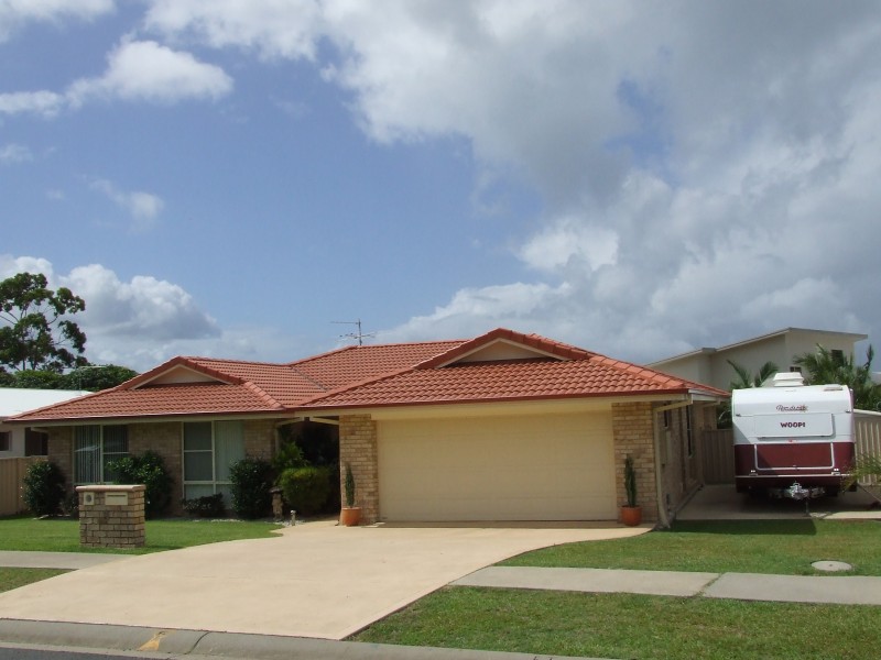 8 Yachtsman Drive, Safety Beach NSW 2456