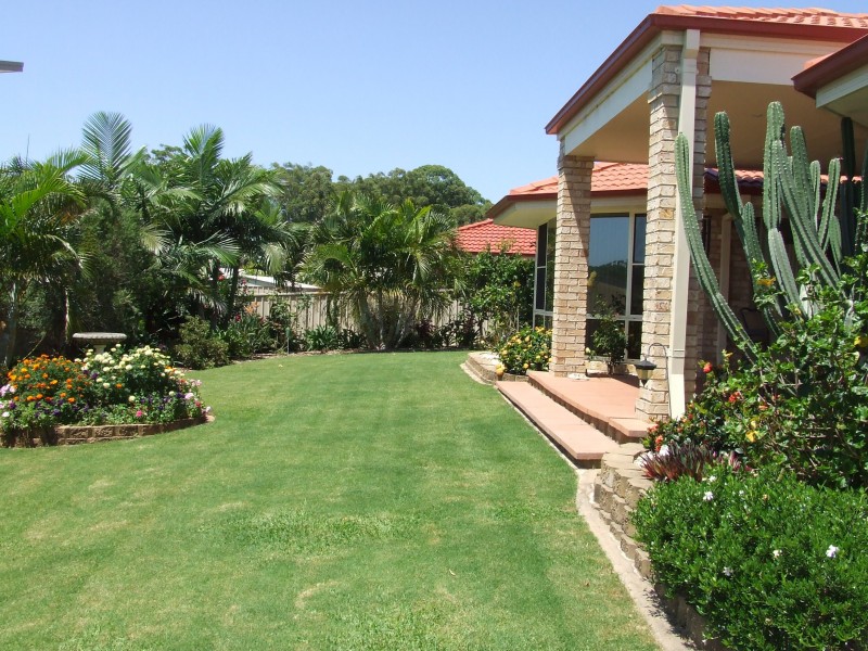 8 Yachtsman Drive, Safety Beach NSW 2456