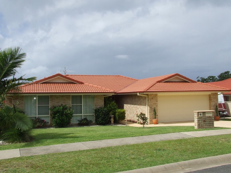 8 Yachtsman Drive, Safety Beach NSW 2456