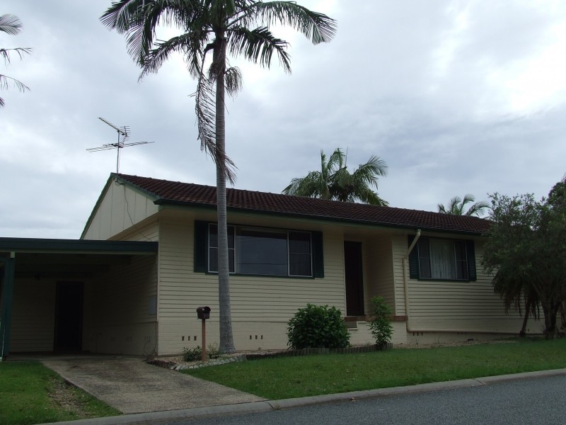 37 Turpentine Ave, Sandy Beach NSW 2456