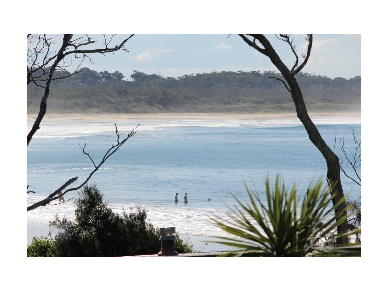 15 First Avenue, Arrawarra Headland NSW 2456