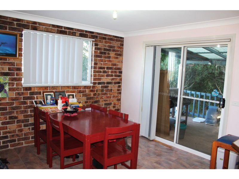 11 McPhee Close, Woolgoolga NSW 2456