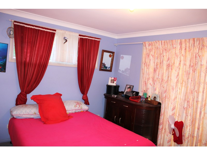 11 McPhee Close, Woolgoolga NSW 2456