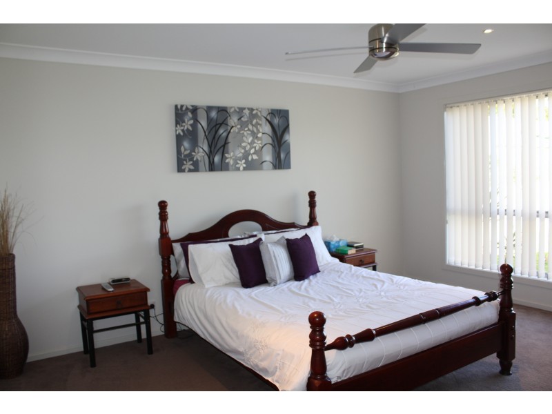 48 Vista Close, Woolgoolga NSW 2456