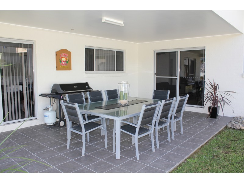 48 Vista Close, Woolgoolga NSW 2456