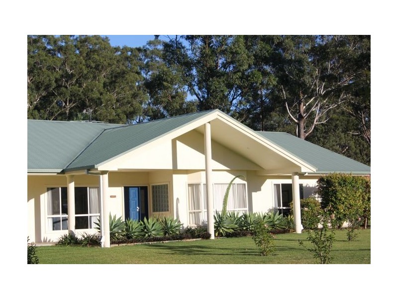 19 Pinehyrst Drive, Moonee Beach NSW 2450