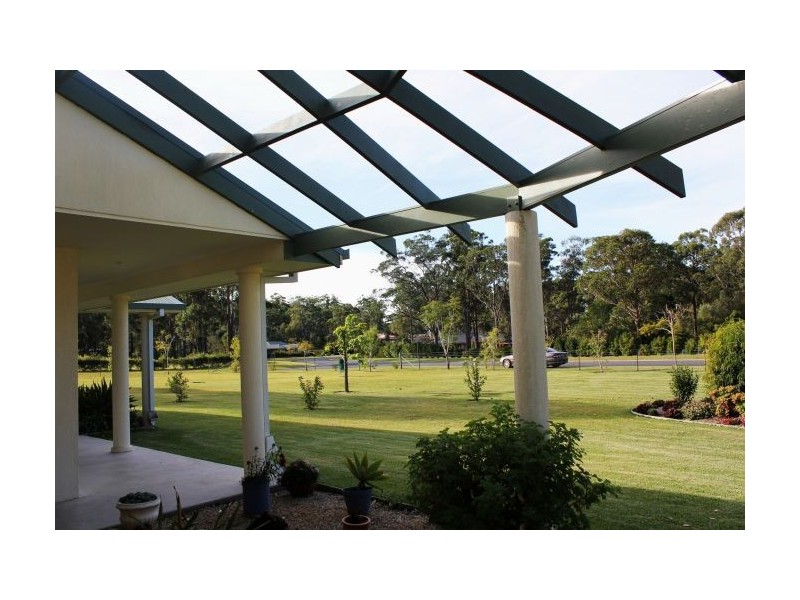 19 Pinehyrst Drive, Moonee Beach NSW 2450