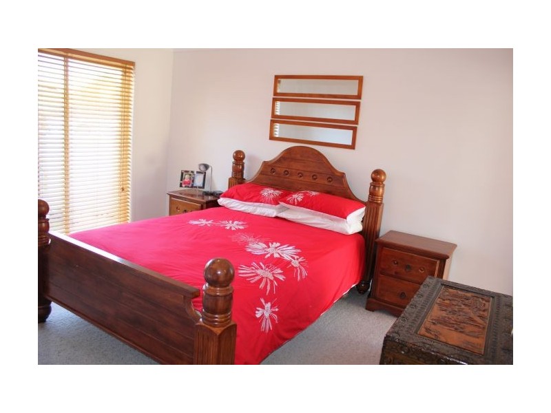4 Amiee Place, Woolgoolga NSW 2456