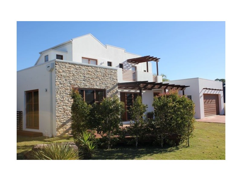 6 Waverider Cove, Safety Beach NSW 2456