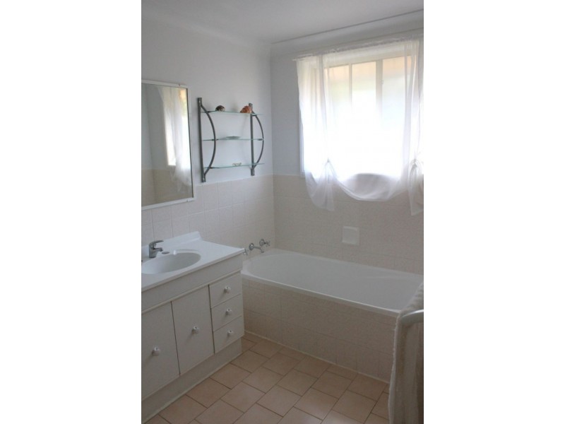 46 Nightingale Street, Woolgoolga NSW 2456