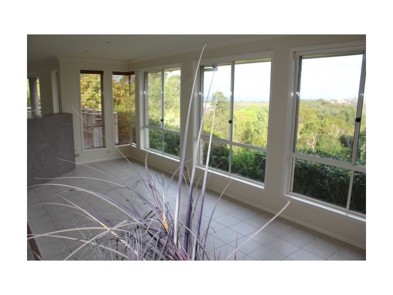 12 Capizzi Close, Emerald Beach NSW 2456