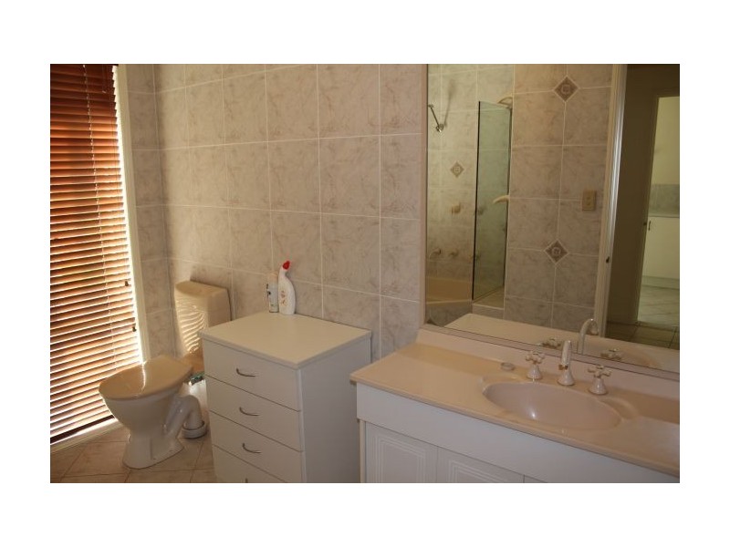 12 Capizzi Close, Emerald Beach NSW 2456