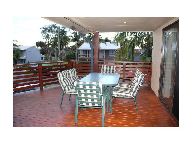 24 Bluegum Avenue, Sandy Beach NSW 2456