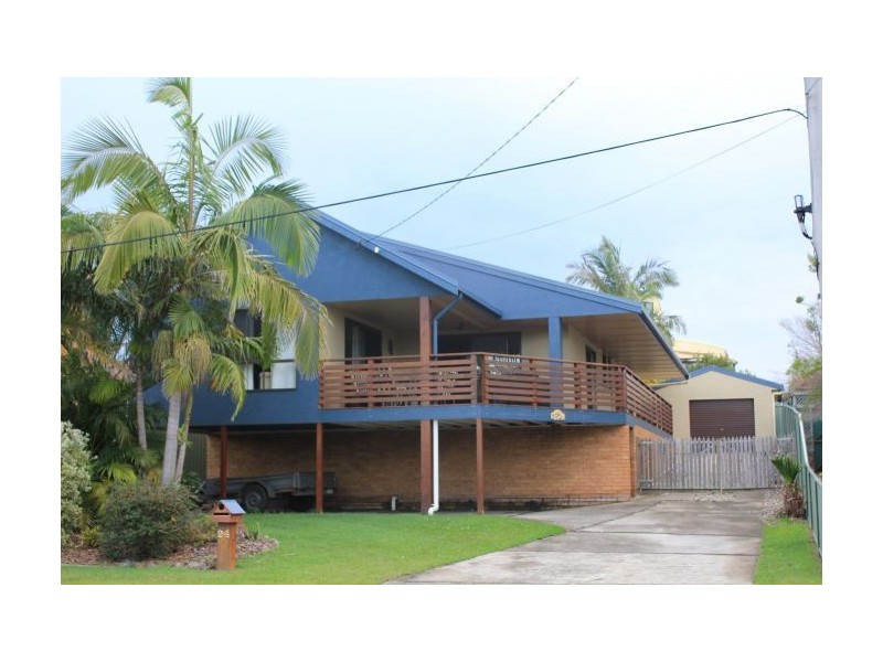24 Bluegum Avenue, Sandy Beach NSW 2456