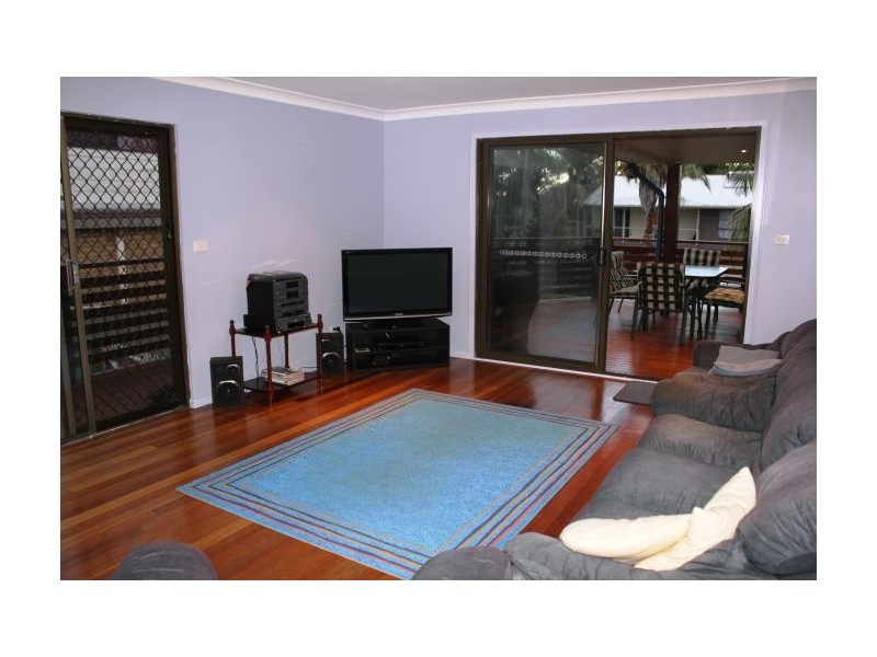 24 Bluegum Avenue, Sandy Beach NSW 2456