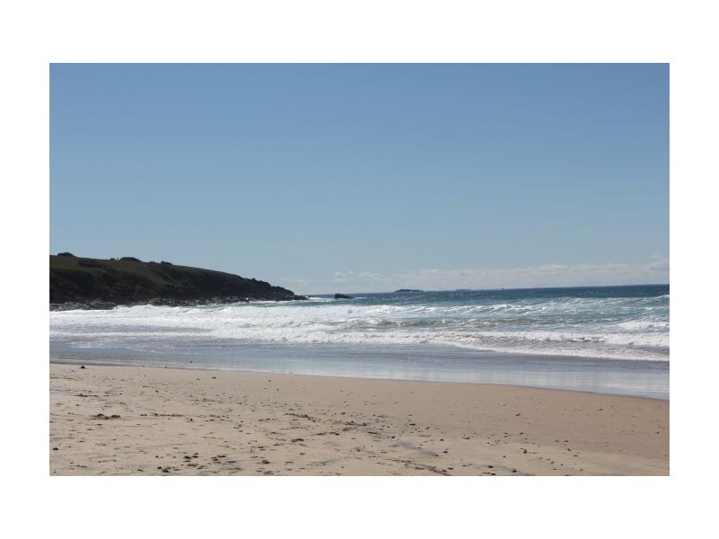 54 Ocean View Rd, Arrawarra Headland NSW 2456