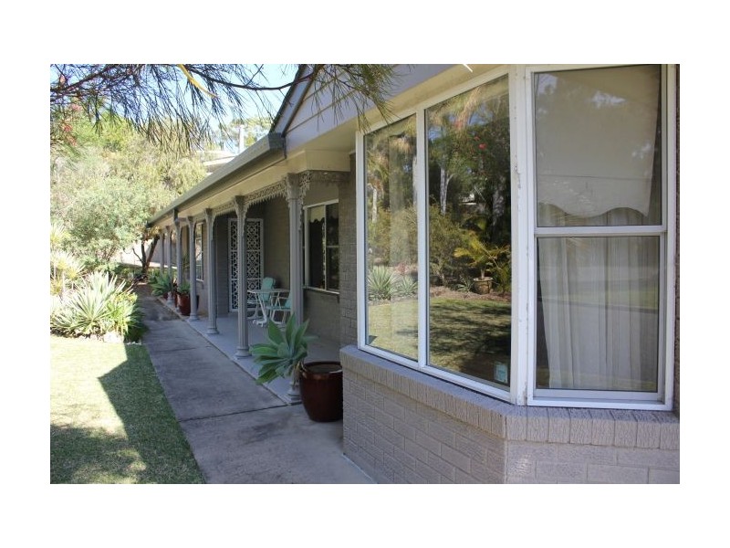 17 Ocean Drive, Safety Beach NSW 2456