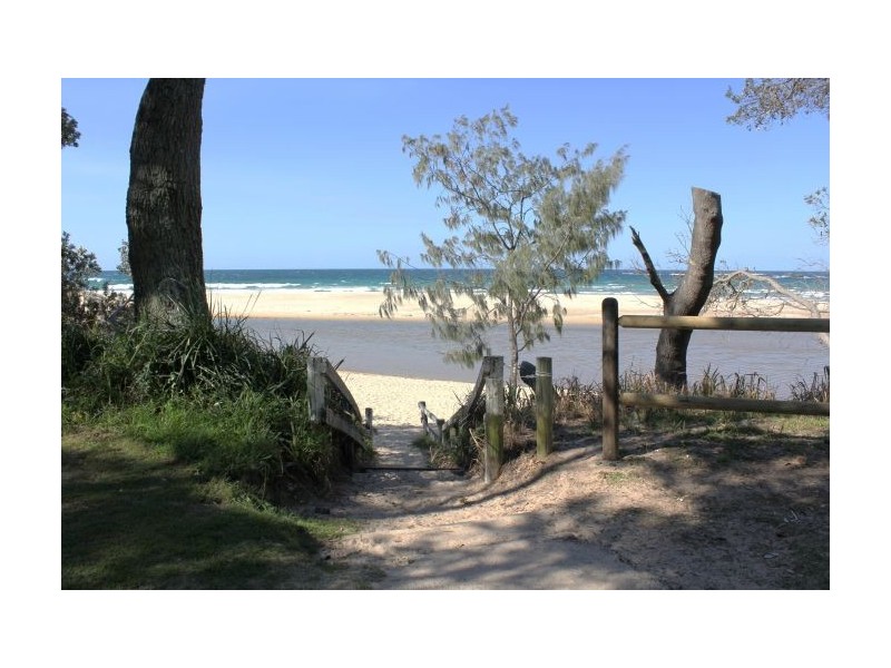 17 Ocean Drive, Safety Beach NSW 2456