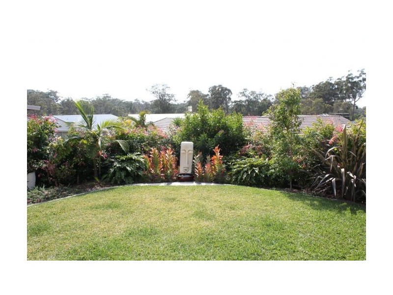 4 Quay Crescent, Safety Beach NSW 2456