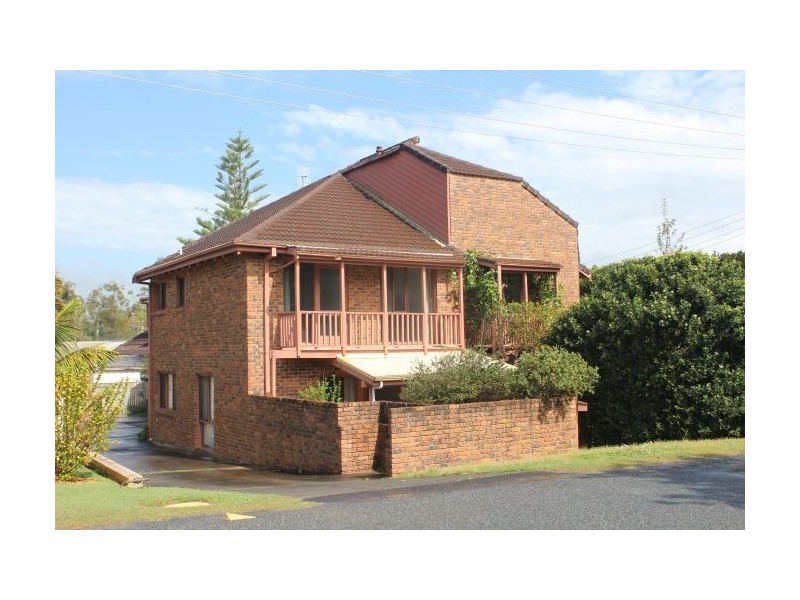 1/4 Hofmeier Close, Woolgoolga NSW 2456