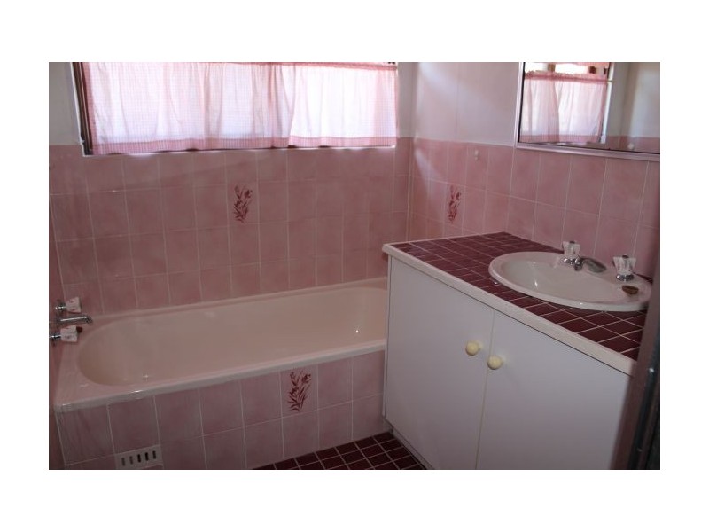 1/4 Hofmeier Close, Woolgoolga NSW 2456