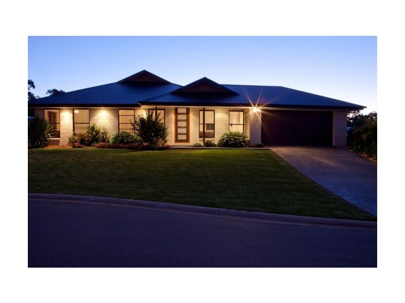 4 Waverider Cove, Safety Beach NSW 2456