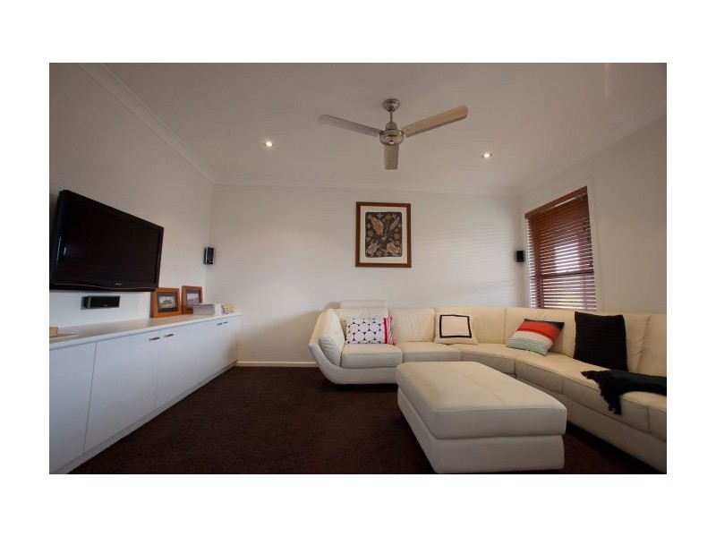 4 Waverider Cove, Safety Beach NSW 2456