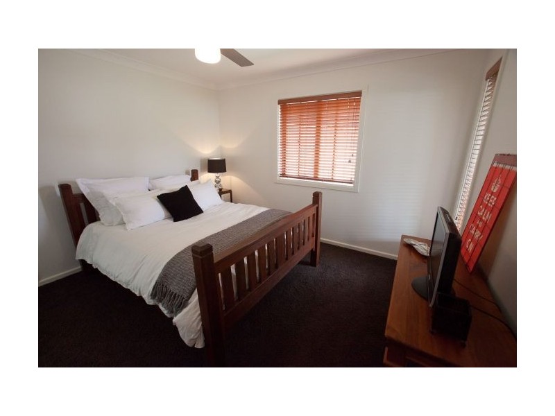 4 Waverider Cove, Safety Beach NSW 2456
