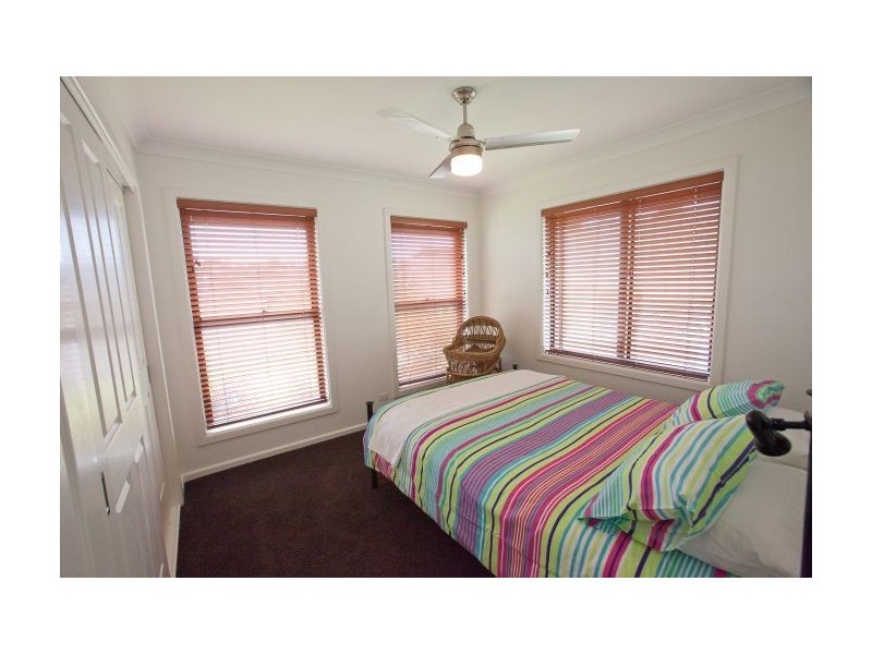 4 Waverider Cove, Safety Beach NSW 2456