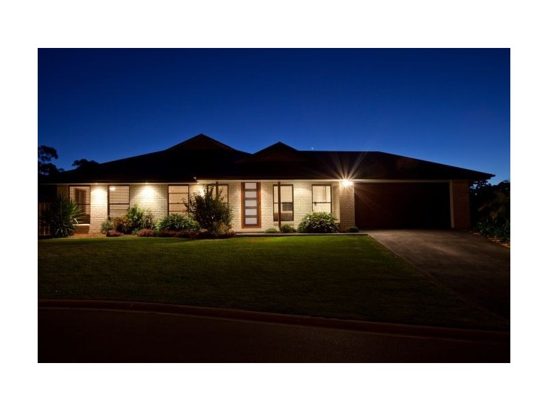 4 Waverider Cove, Safety Beach NSW 2456