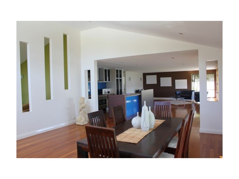 5 Mariner Drive, Safety Beach NSW 2456