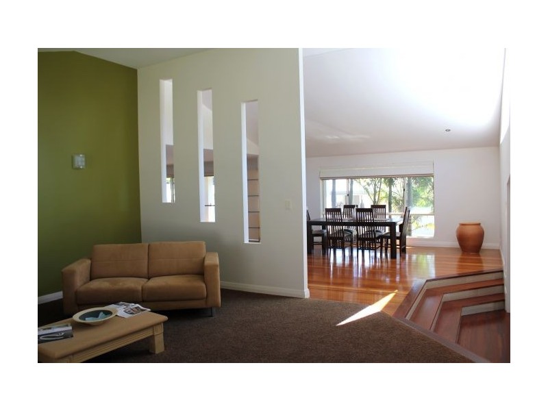 5 Mariner Drive, Safety Beach NSW 2456