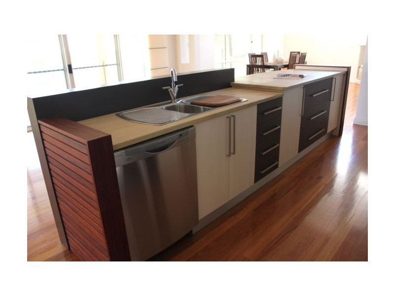 5 Mariner Drive, Safety Beach NSW 2456