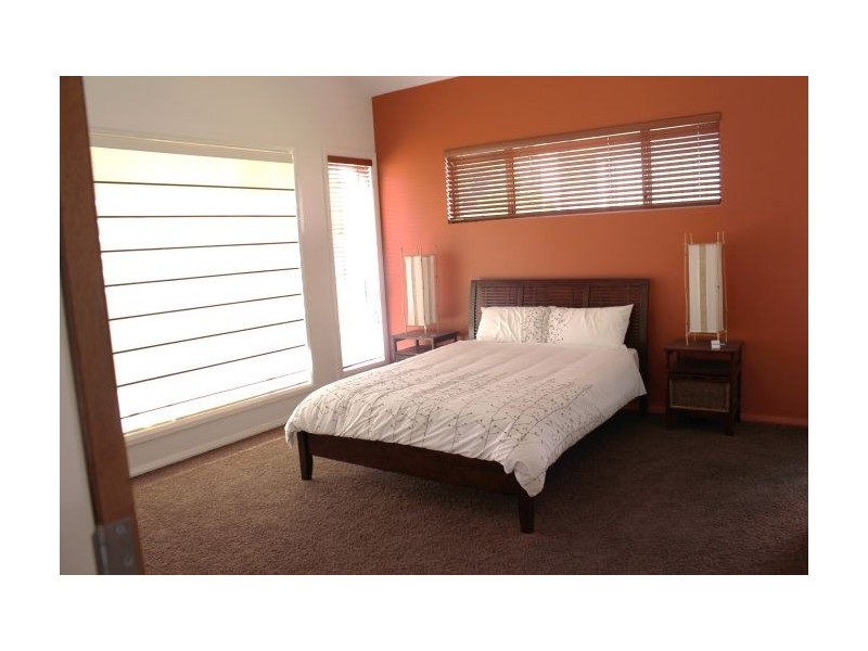 5 Mariner Drive, Safety Beach NSW 2456