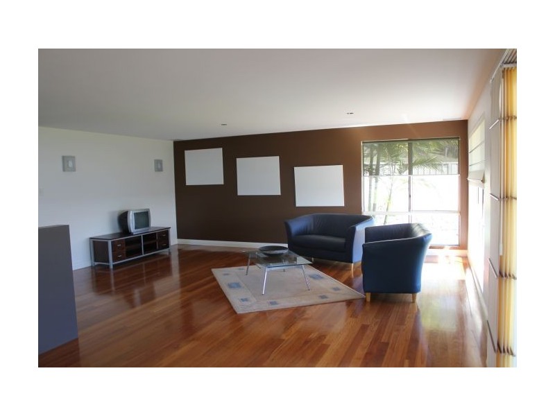 5 Mariner Drive, Safety Beach NSW 2456